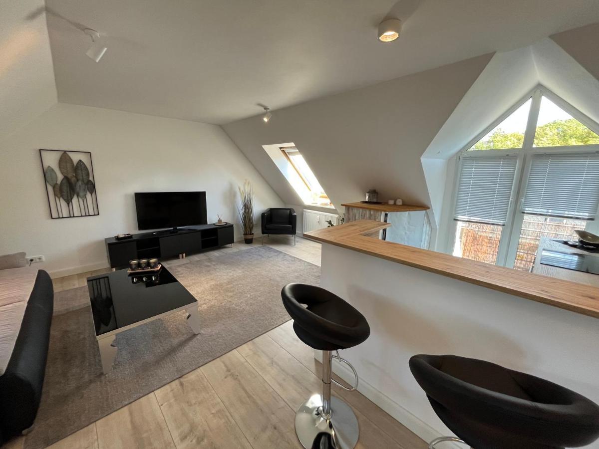 Attraktives Appartement Im Stadtzentrum Plauen Balkon Lift Bagian luar foto