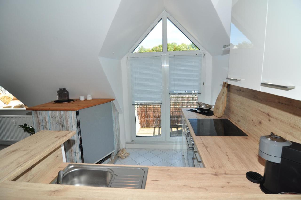 Attraktives Appartement Im Stadtzentrum Plauen Balkon Lift Bagian luar foto