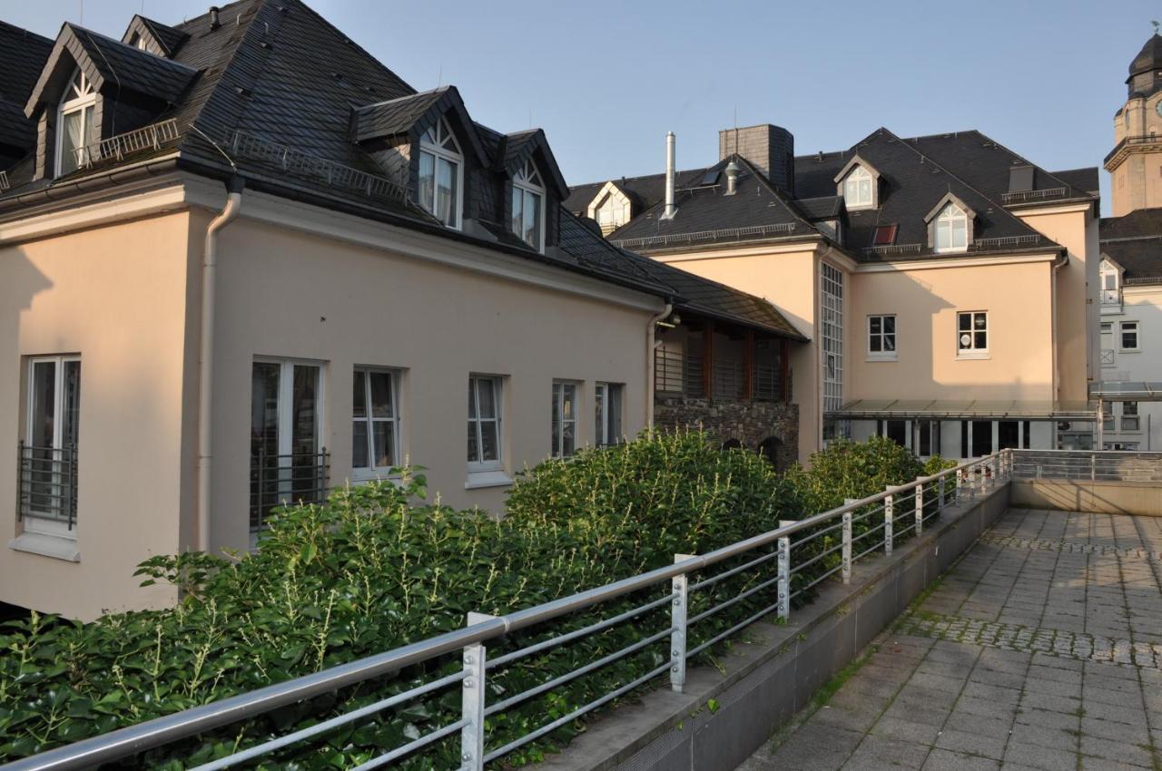 Attraktives Appartement Im Stadtzentrum Plauen Balkon Lift Bagian luar foto